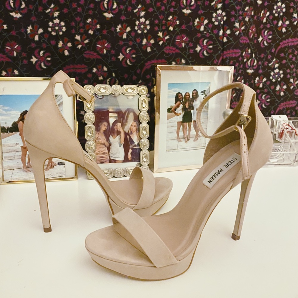 Steve Madden Nude Heels💓